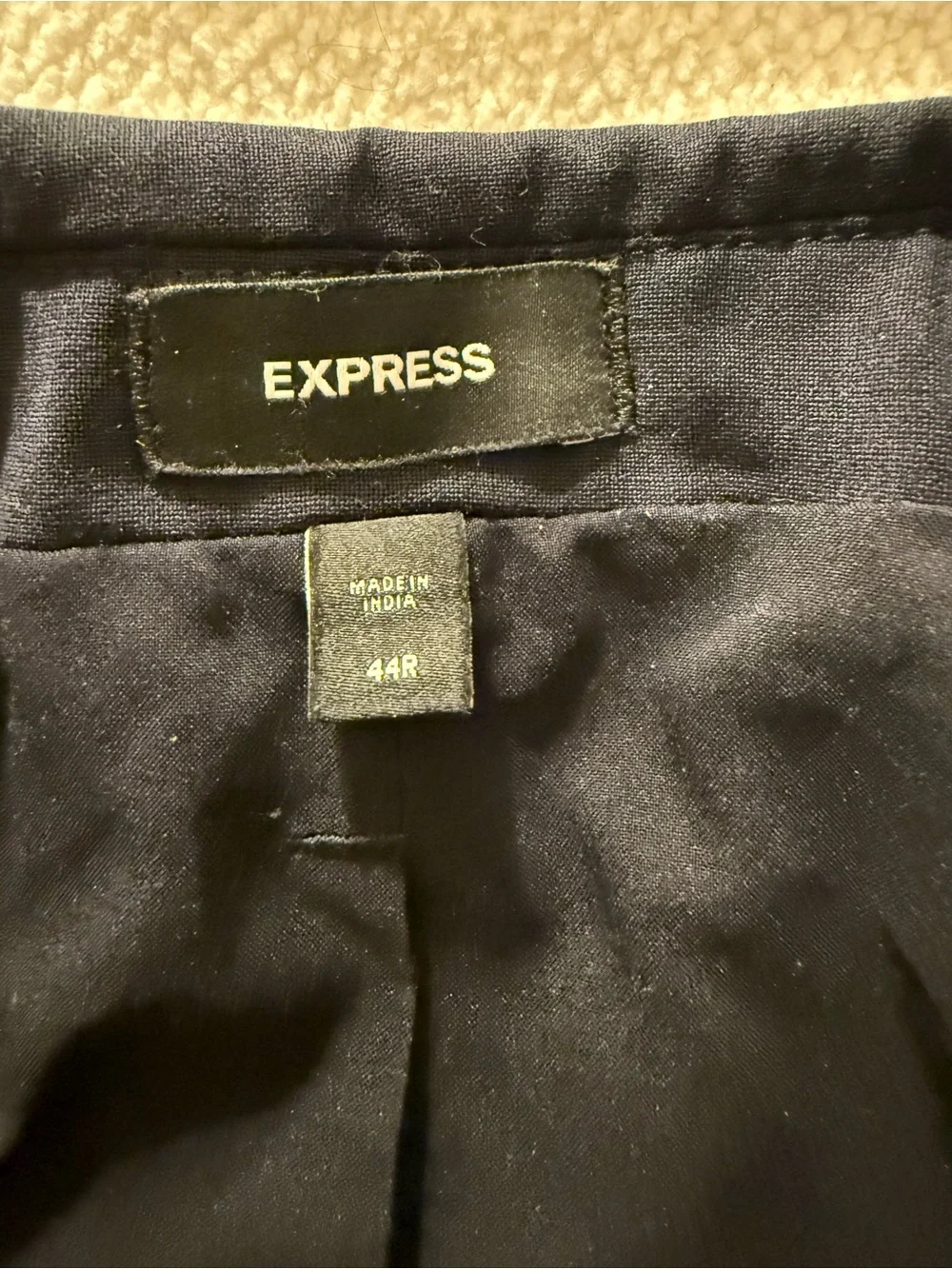 express Photographer Slim Suit-44R blazer/36-32 pants. navy solid Modern Tech